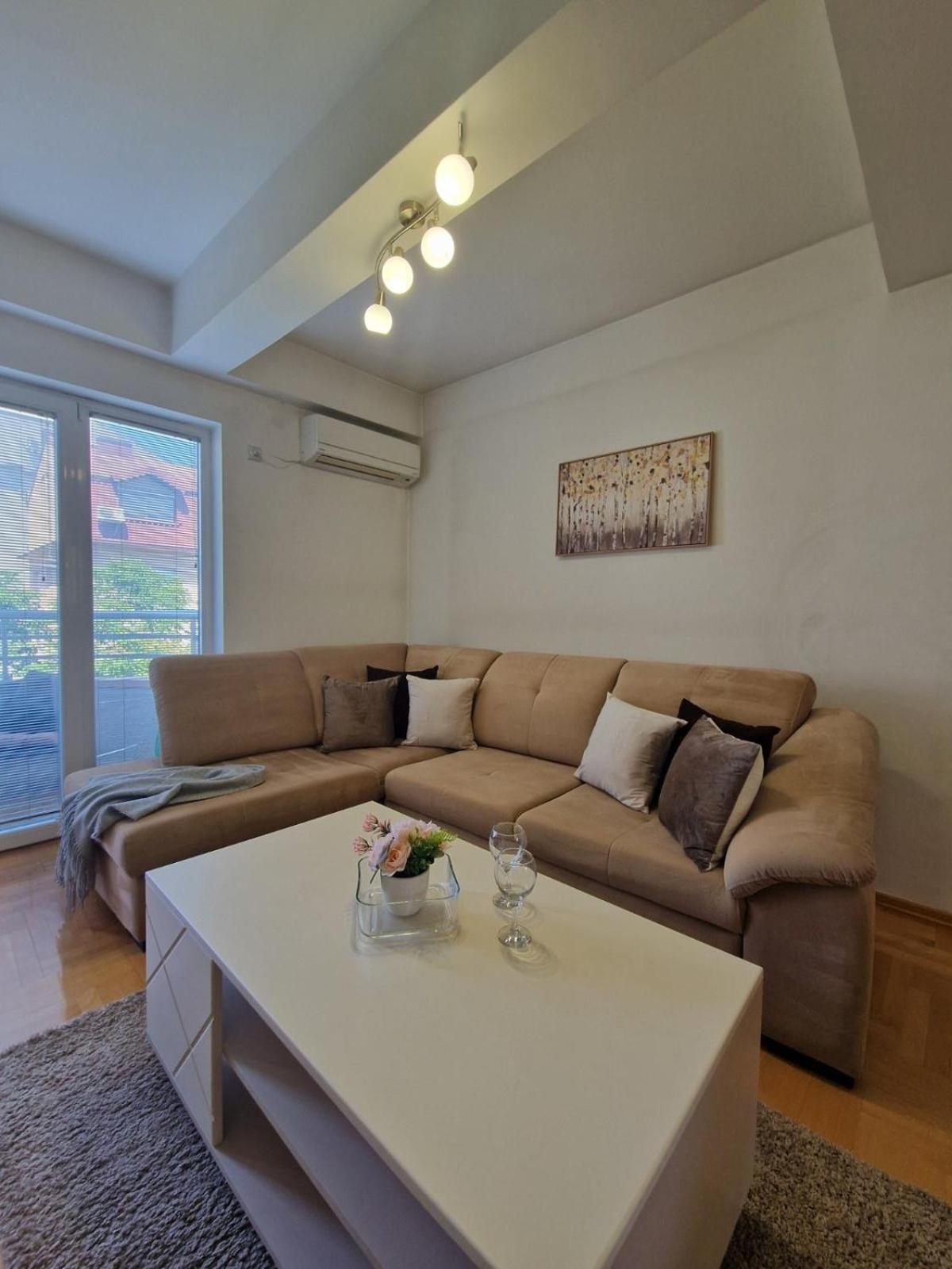 Kamche Lux Apartment Skopje Eksteriør bilde