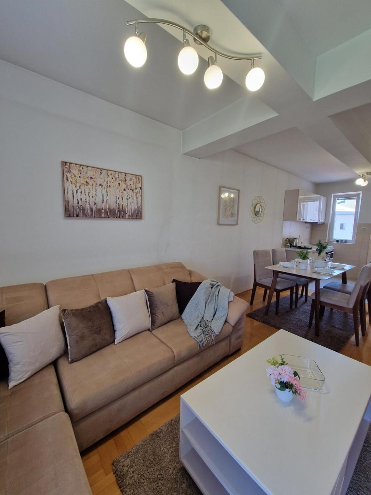 Kamche Lux Apartment Skopje Eksteriør bilde