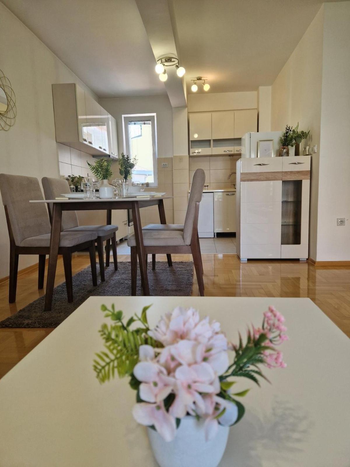 Kamche Lux Apartment Skopje Eksteriør bilde