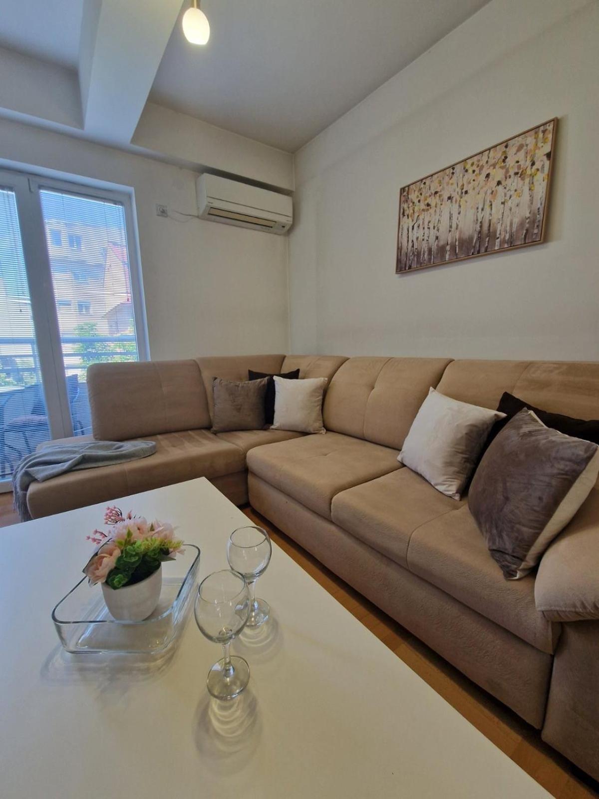 Kamche Lux Apartment Skopje Eksteriør bilde